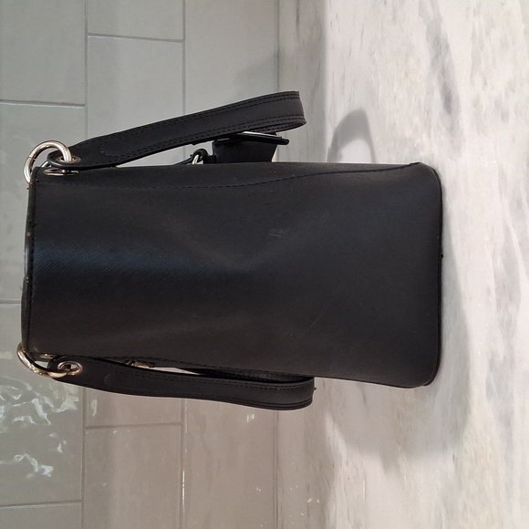 Tote - Picture 4 of 12